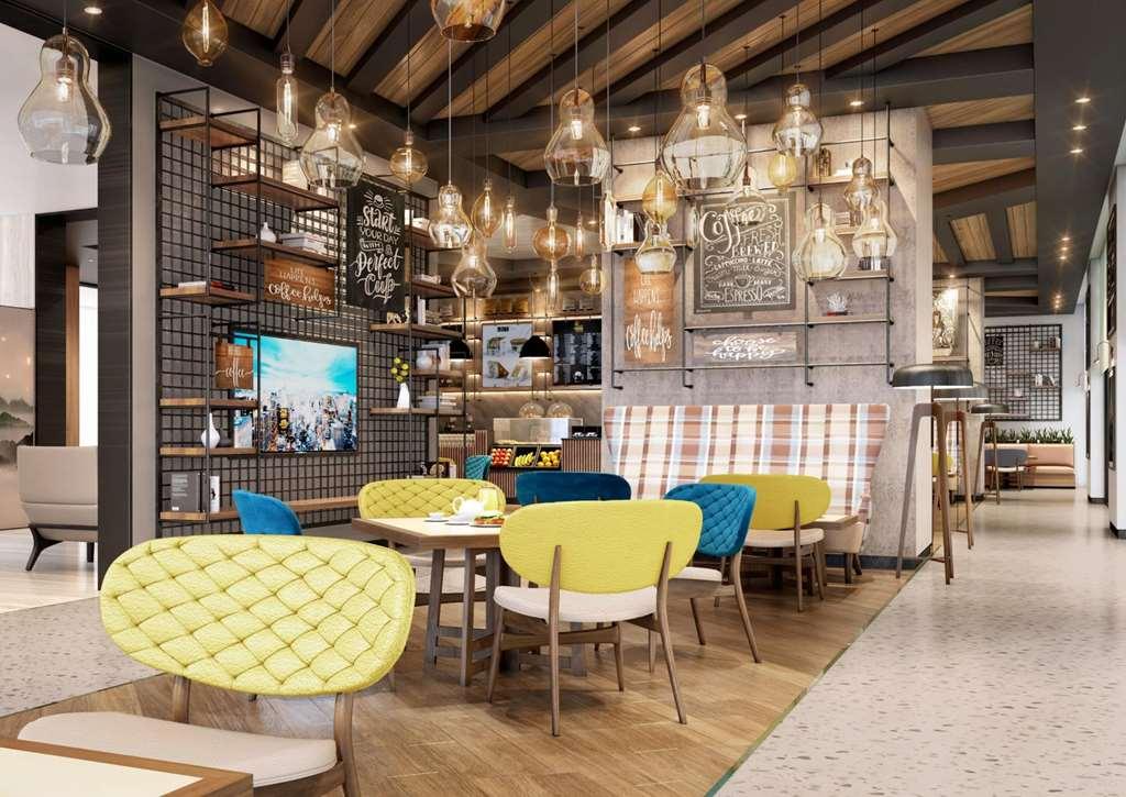 Doubletree By Hilton Muscat Qurum Restoran gambar