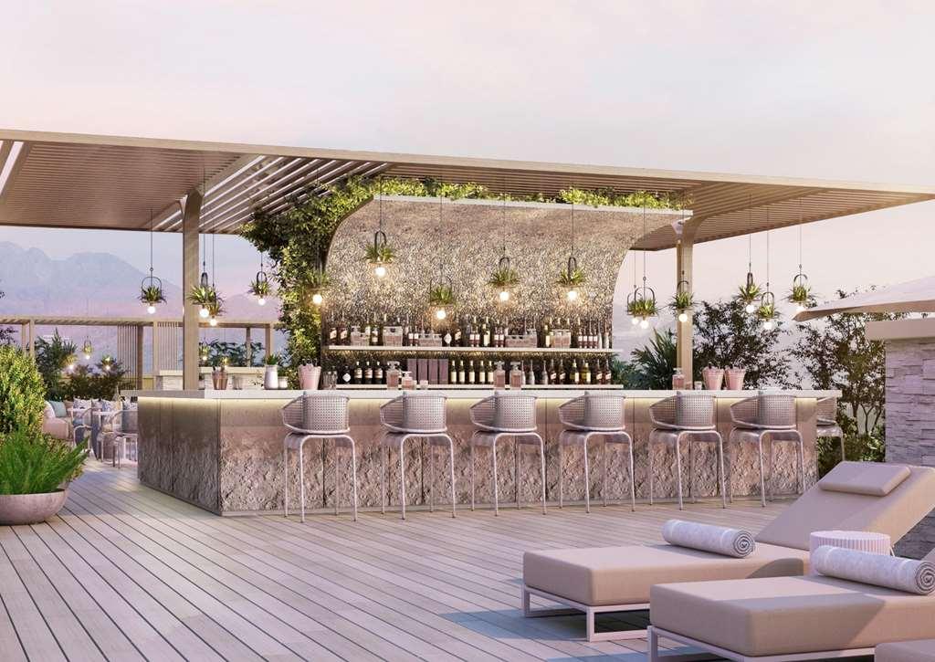 Doubletree By Hilton Muscat Qurum Restoran gambar